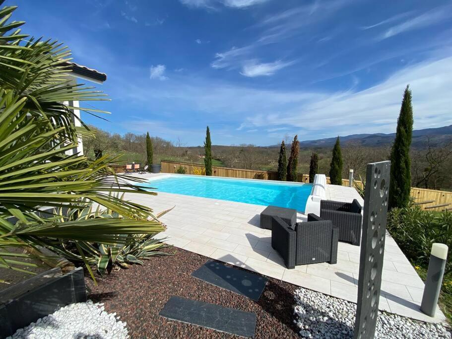 Giulia Villa *